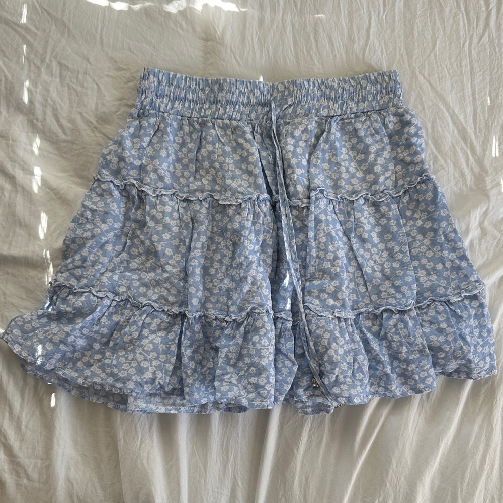 princess polly blue floral mini skirt!
